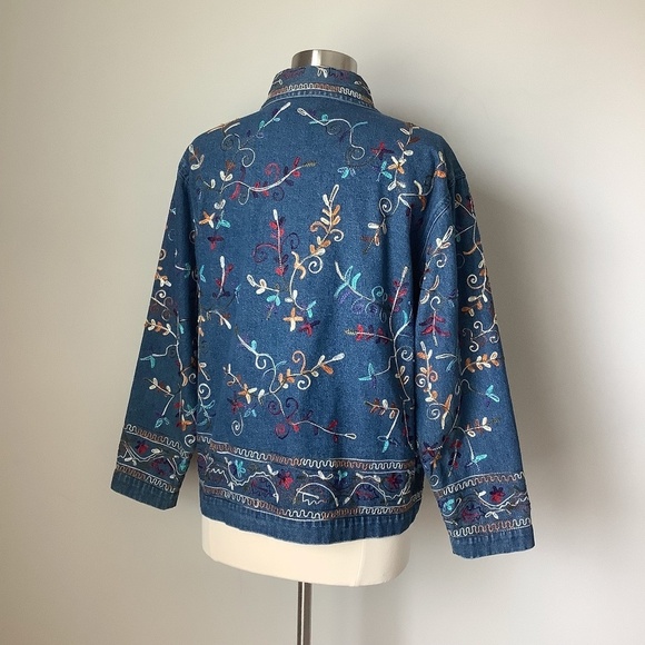 Vintage Embroidered Denim Jeans Jacket - Picture 11 of 16